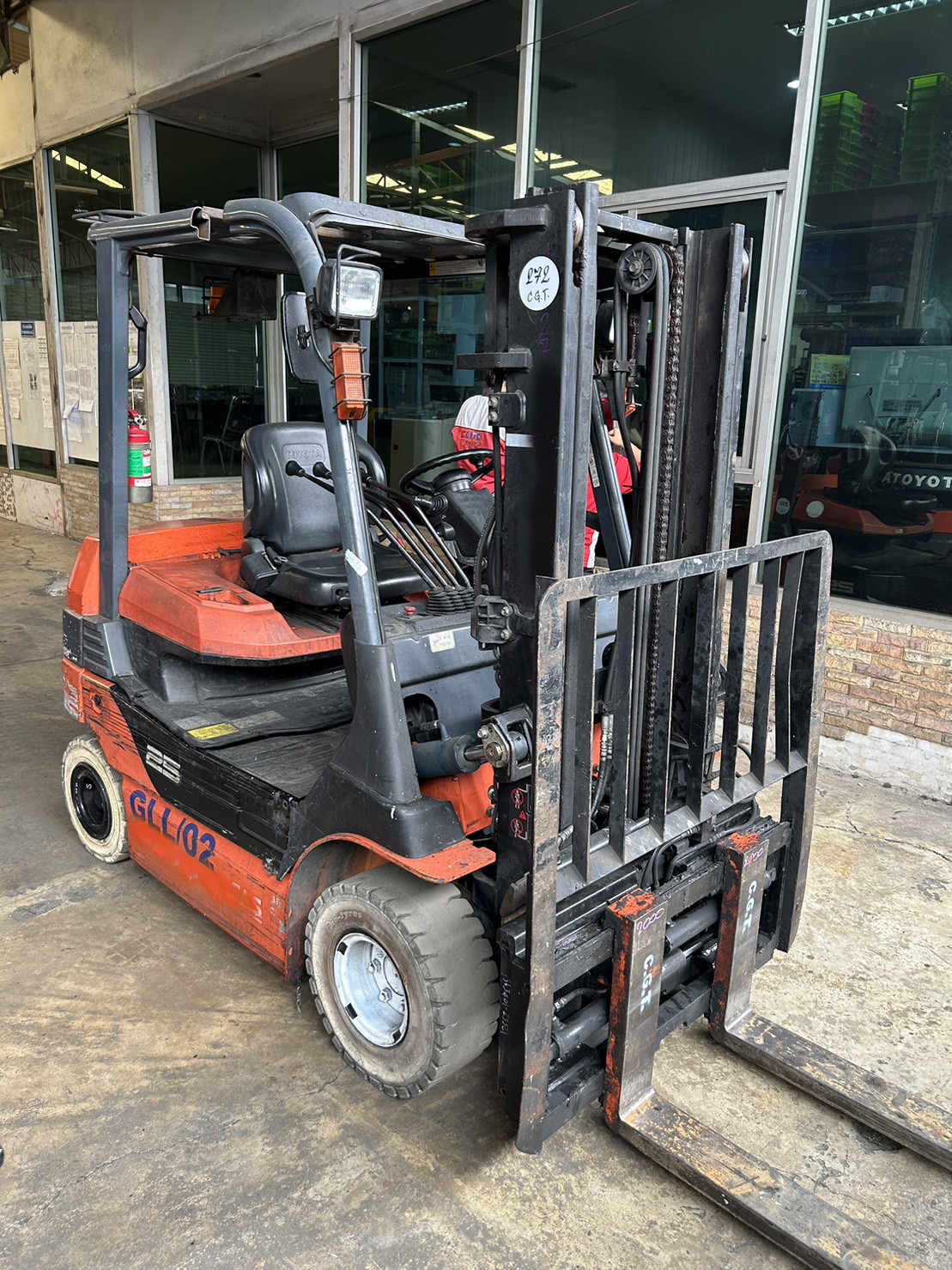 No : 272 / TOYOTA / 8FB25